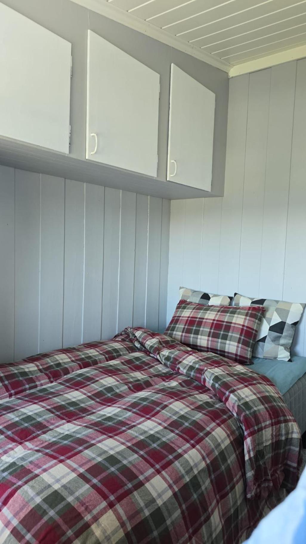 Room In Handsome Haven House Gjøvik Kültér fotó