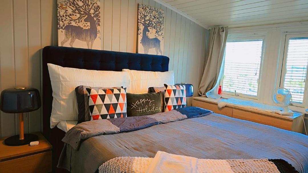 Room In Handsome Haven House Gjøvik Kültér fotó